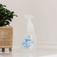 Plant based and eco-friendly Shower & Bath Cleaner with a refreshing lemongrass scent